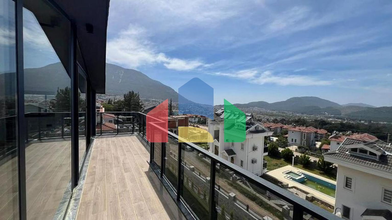 Вилла планировки 6+1 в районе Фетхие - Анталия