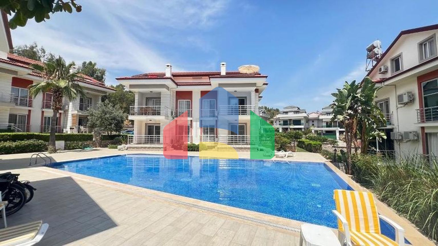 Квартира планировки 3+1 в районе Фетхие - Анталия