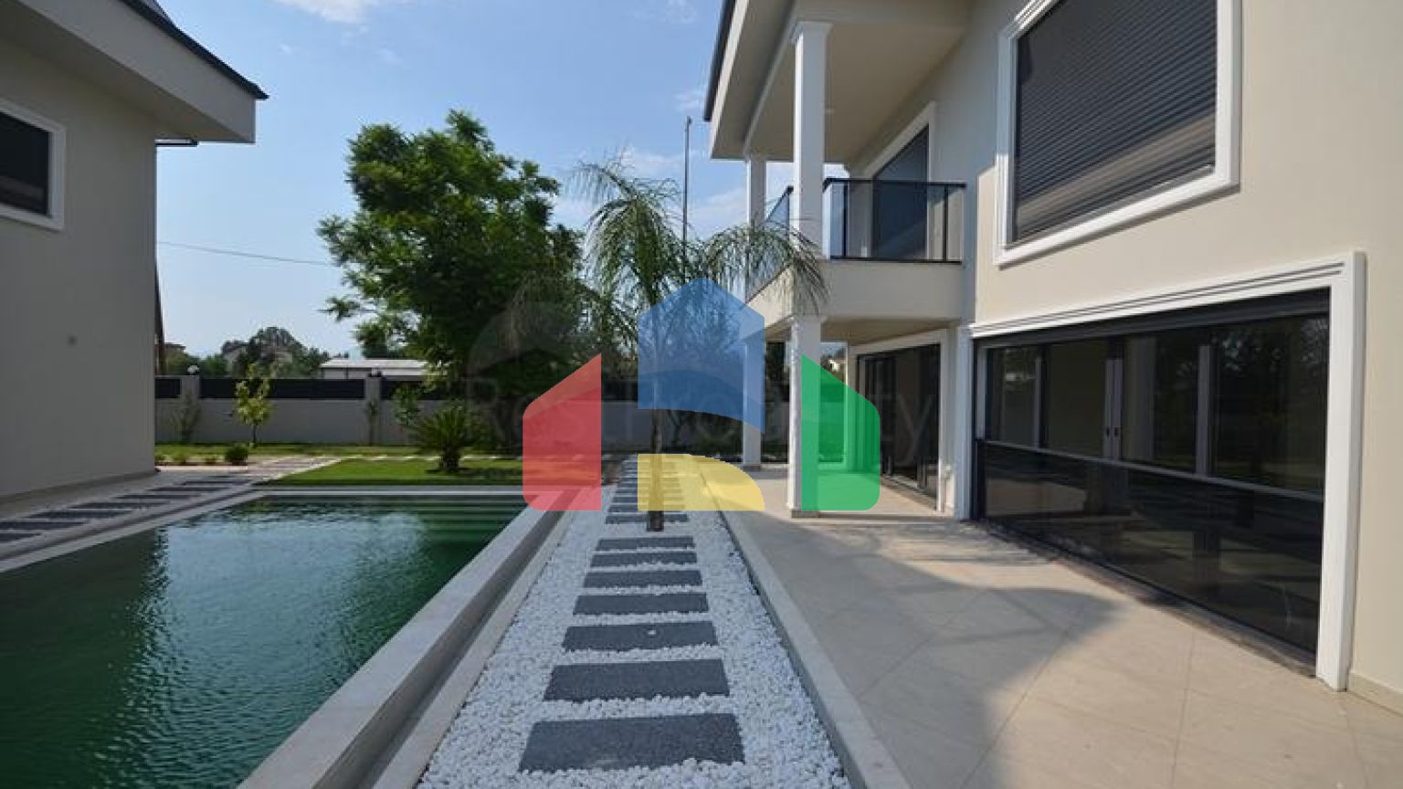 Квартира планировки 2+1 в районе Фетхие - Анталия