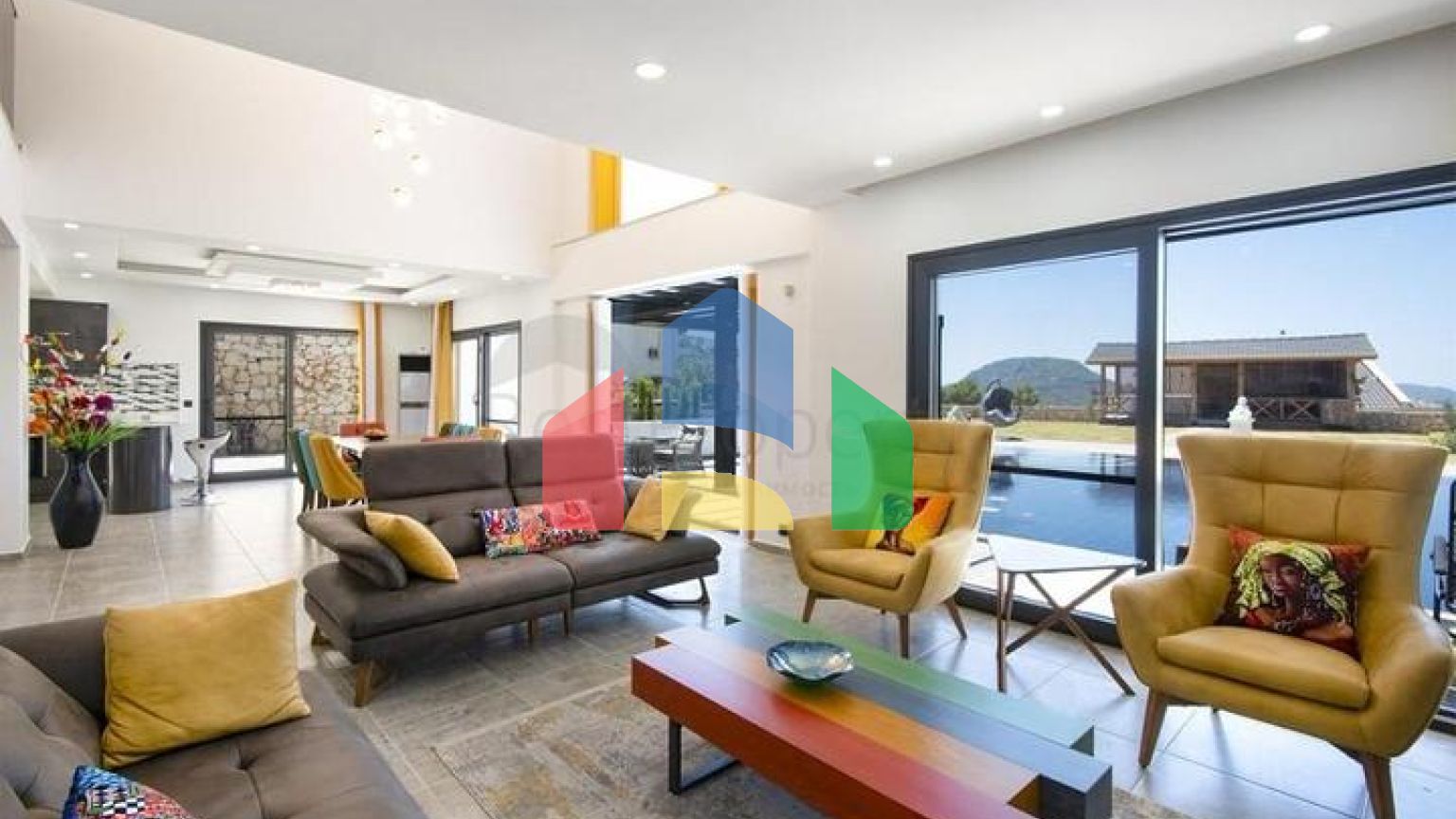 Вилла планировки 6+1 в районе Фетхие - Анталия