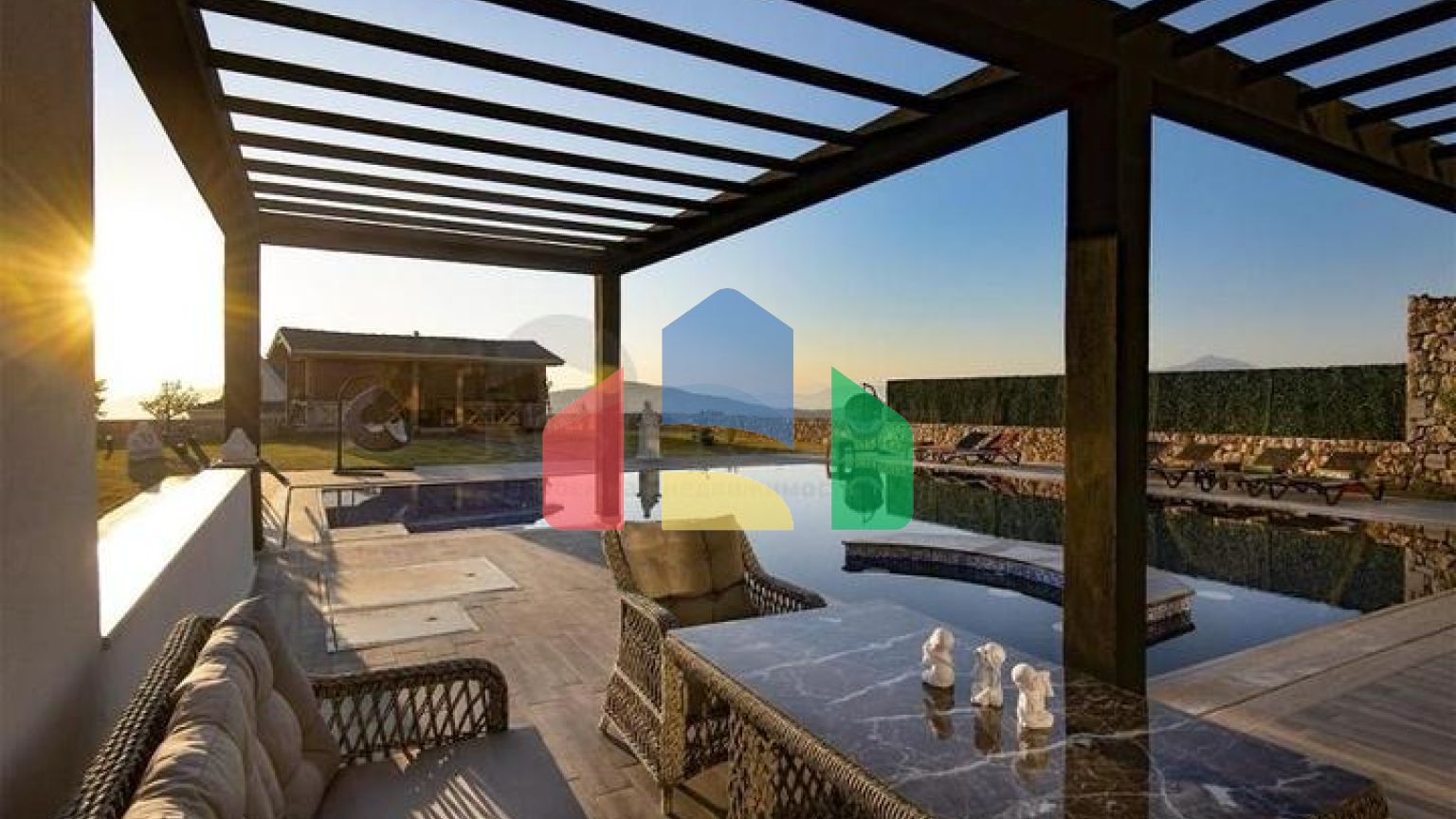 Вилла планировки 6+1 в районе Фетхие - Анталия