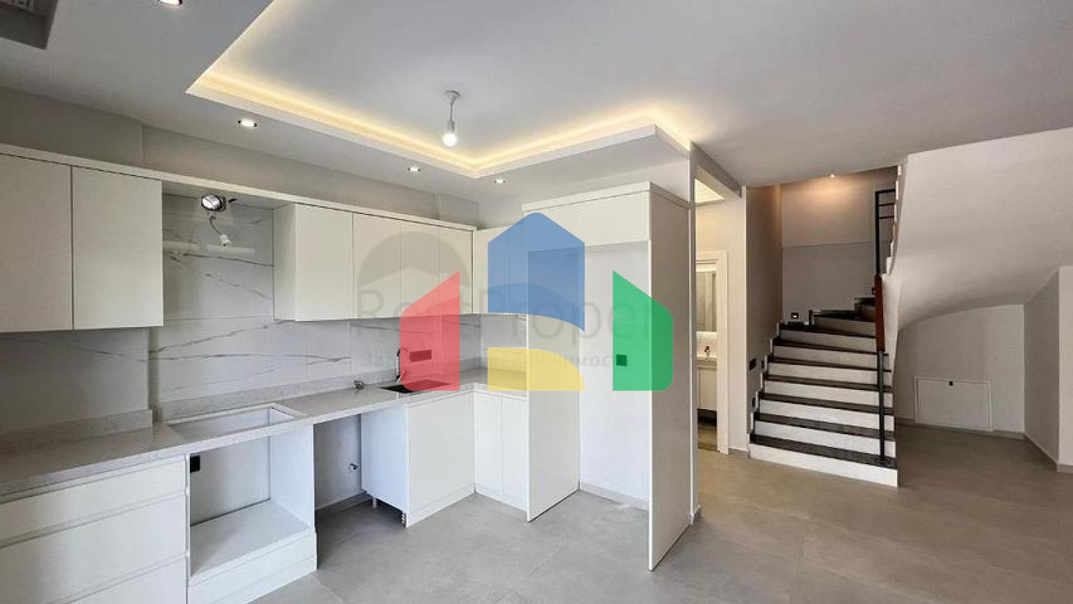 Вілла планування 4 + 1 в районі Фетхіє - Анталія