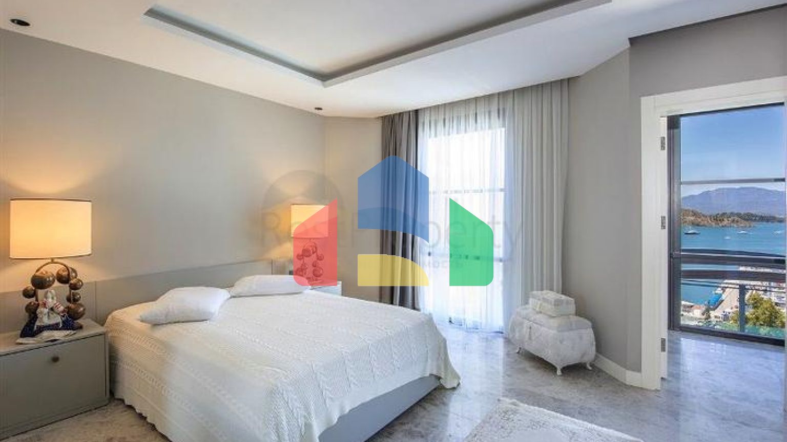 Вилла планировки 5+1 в районе Фетхие - Анталия