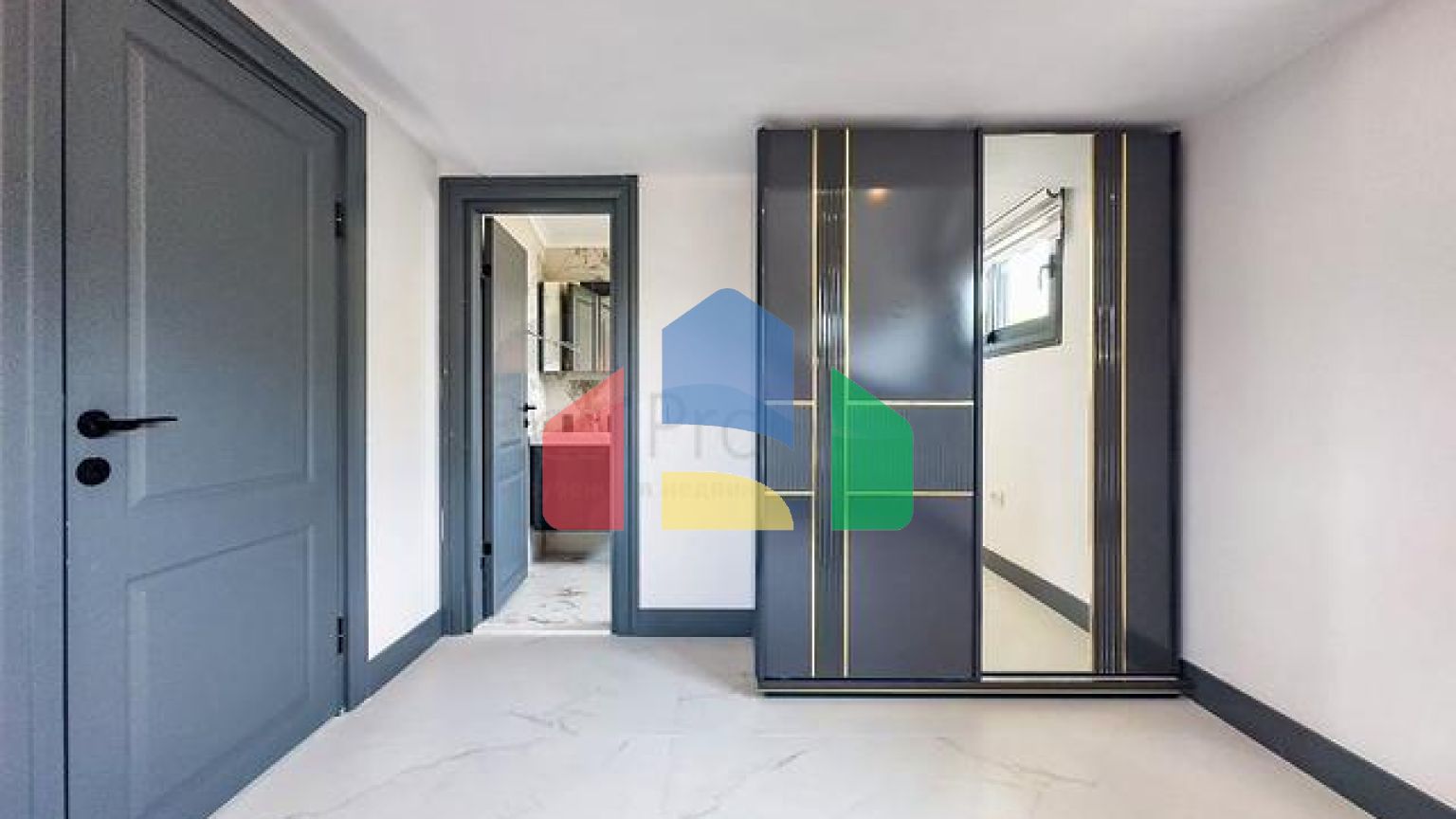 Вилла планировки 4+1 в районе Фетхие Анталия