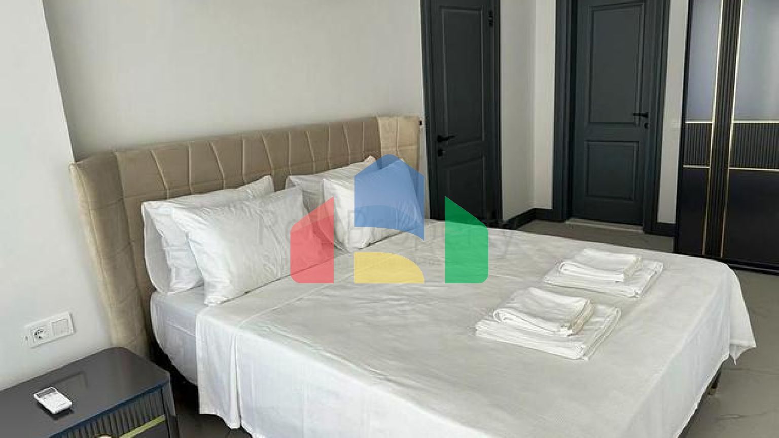 Вилла планировки 4+1 в районе Фетхие Анталия