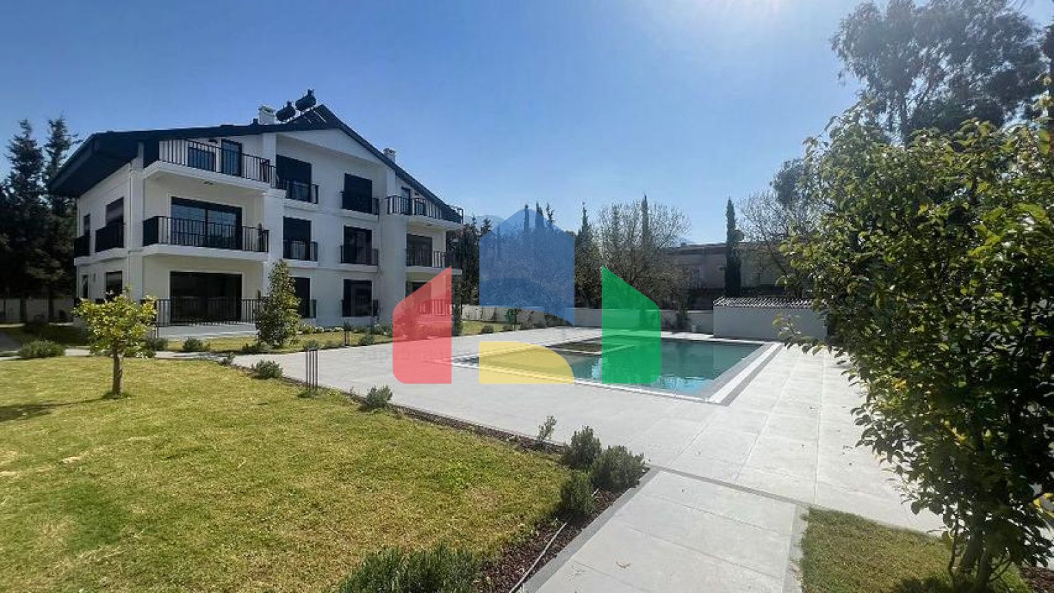 Квартиры планировки 2+1 и 4+1 дуплекс в районе Фетхие - Анталия