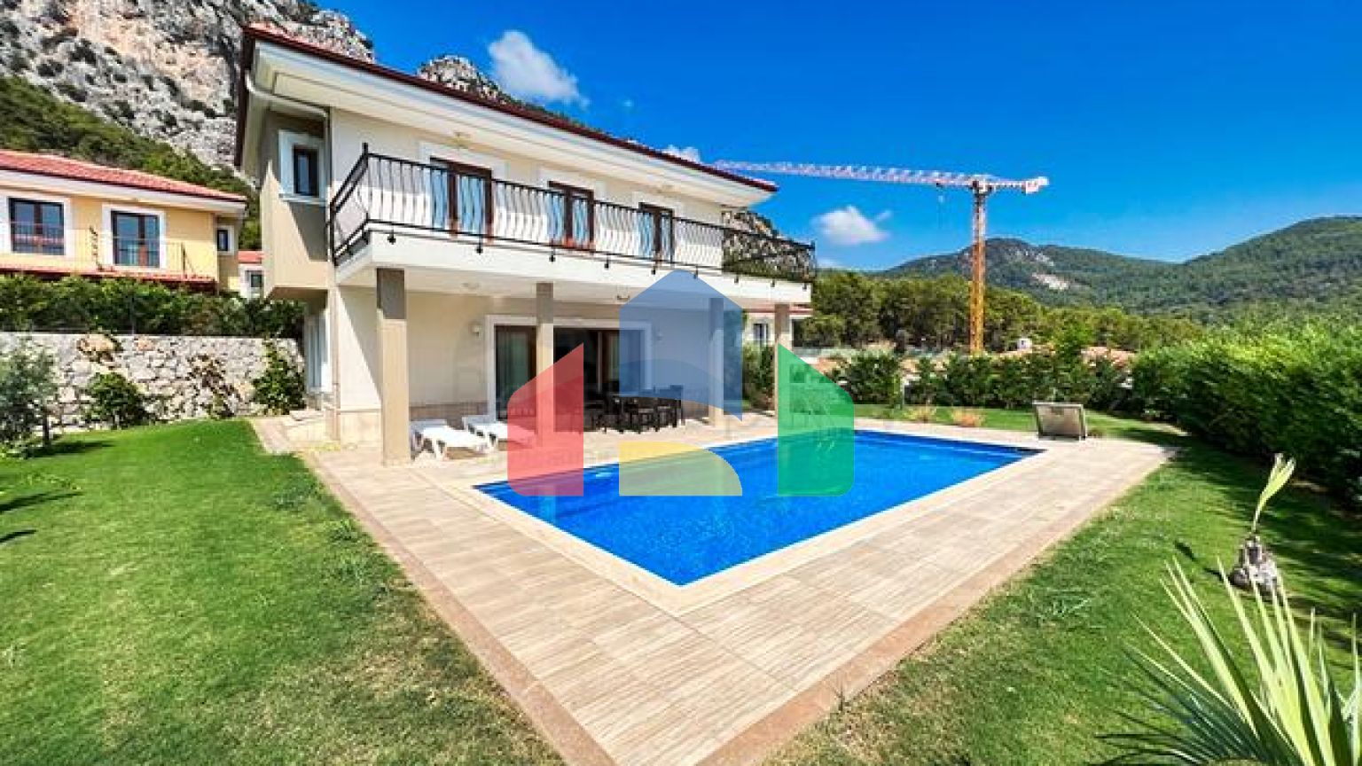 Вілла планування 4 + 1 в районі Фетхіє - Анталія