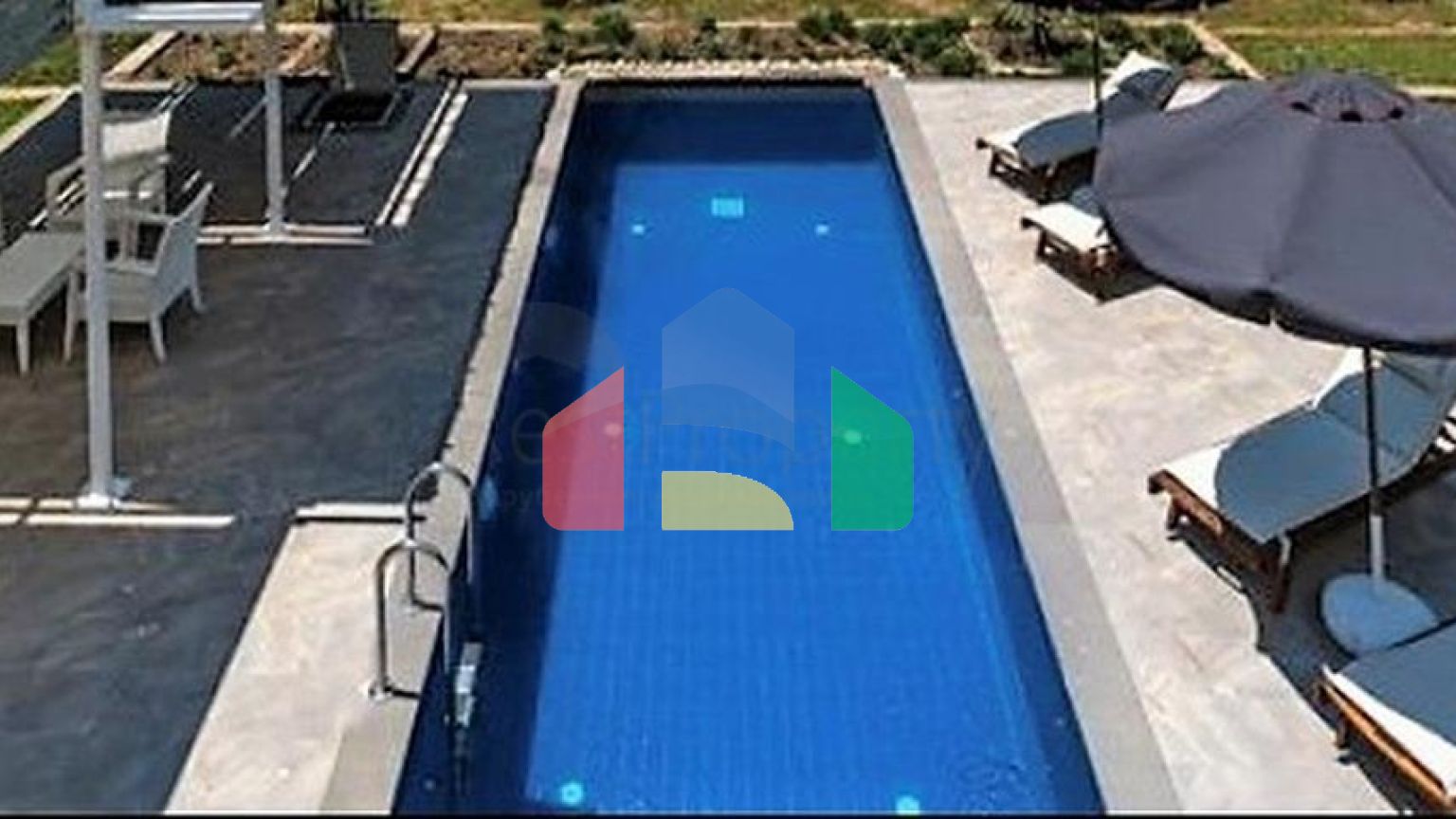 Вилла с большой усадьбой  в районе Фетхие