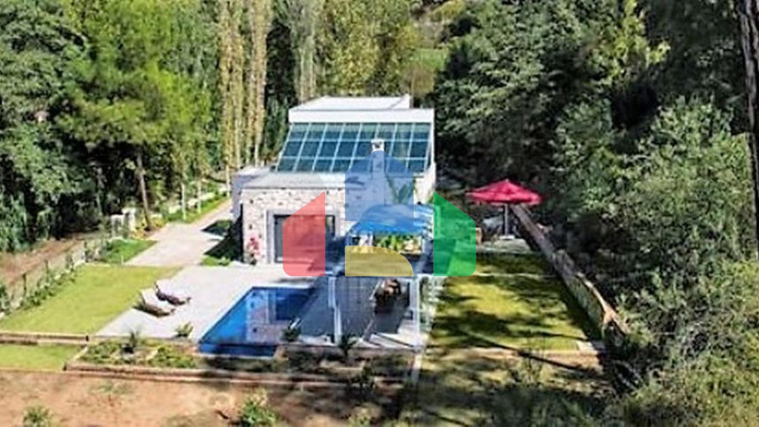 Вилла с большой усадьбой  в районе Фетхие