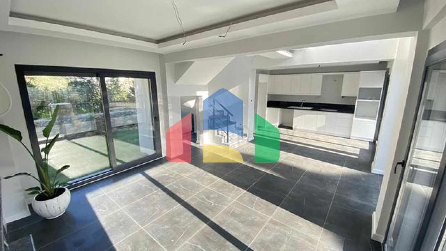 Вилла планировки 4+1 в районе Фетхие