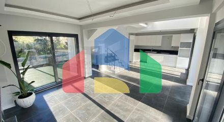 Вилла планировки 4+1 в районе Фетхие