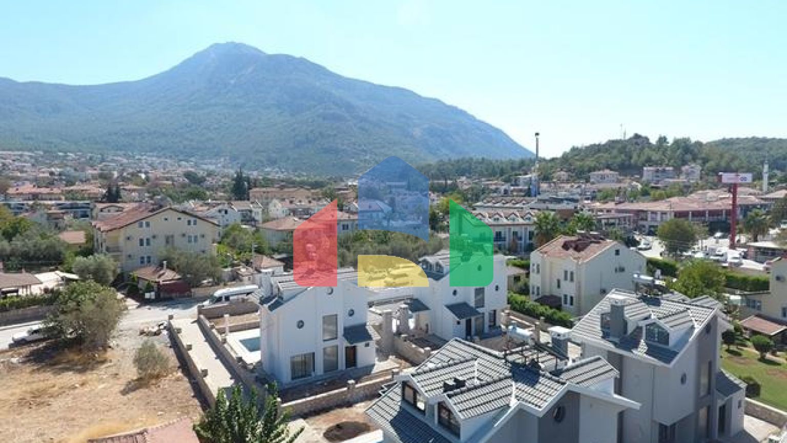 Вилла планировки 4+1 в районе Фетхие