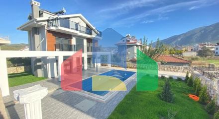 Вилла планировки 4+1 в районе Фетхие