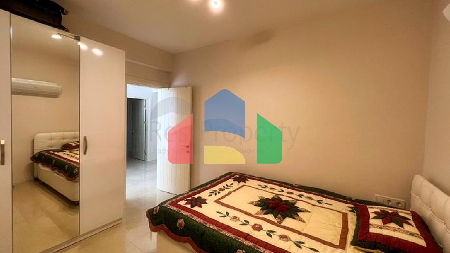 Вілла планування 4 + 1 площею 170 м2 в районі Фетхіє-Анталія