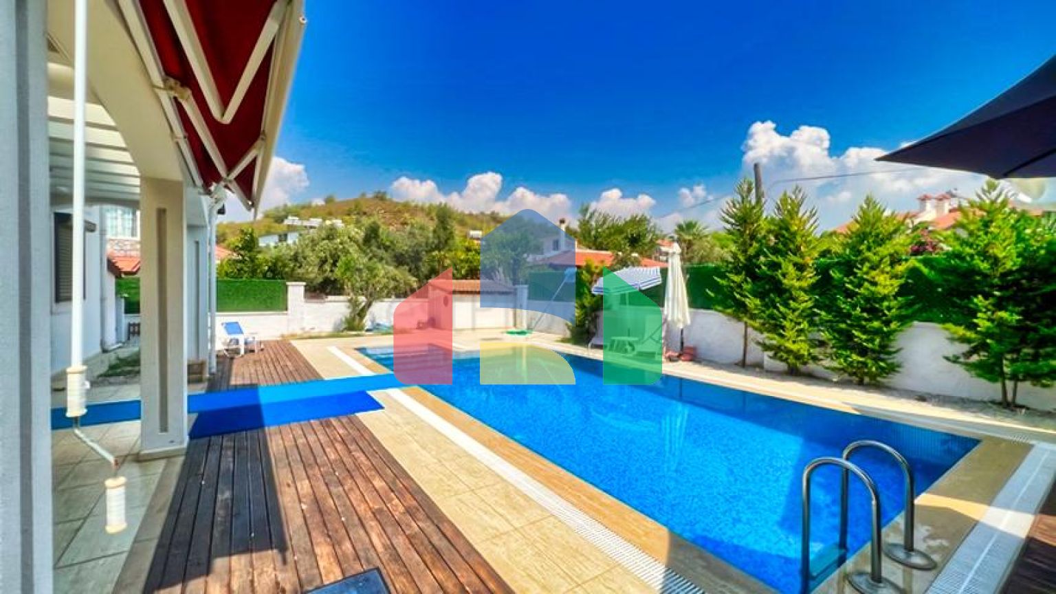 Вілла планування 4 + 1 площею 170 м2 в районі Фетхіє-Анталія