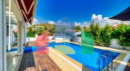 Вілла планування 4 + 1 площею 170 м2 в районі Фетхіє-Анталія