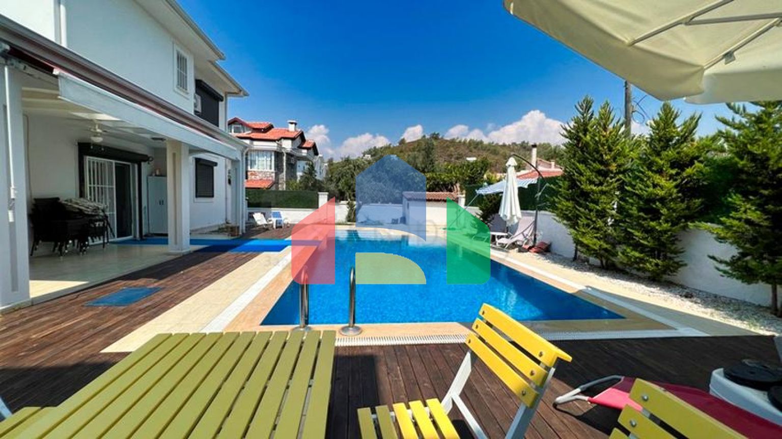 Вілла планування 4 + 1 площею 170 м2 в районі Фетхіє-Анталія