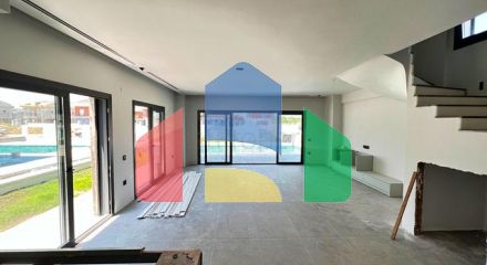 Вилла планировки 4+1 в районе Фетхие