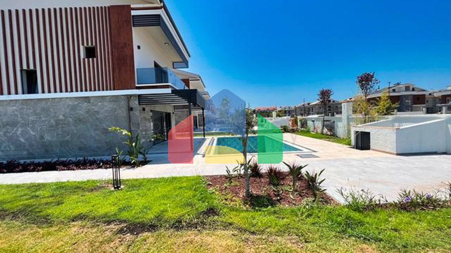 Вилла планировки 4+1 в районе Фетхие