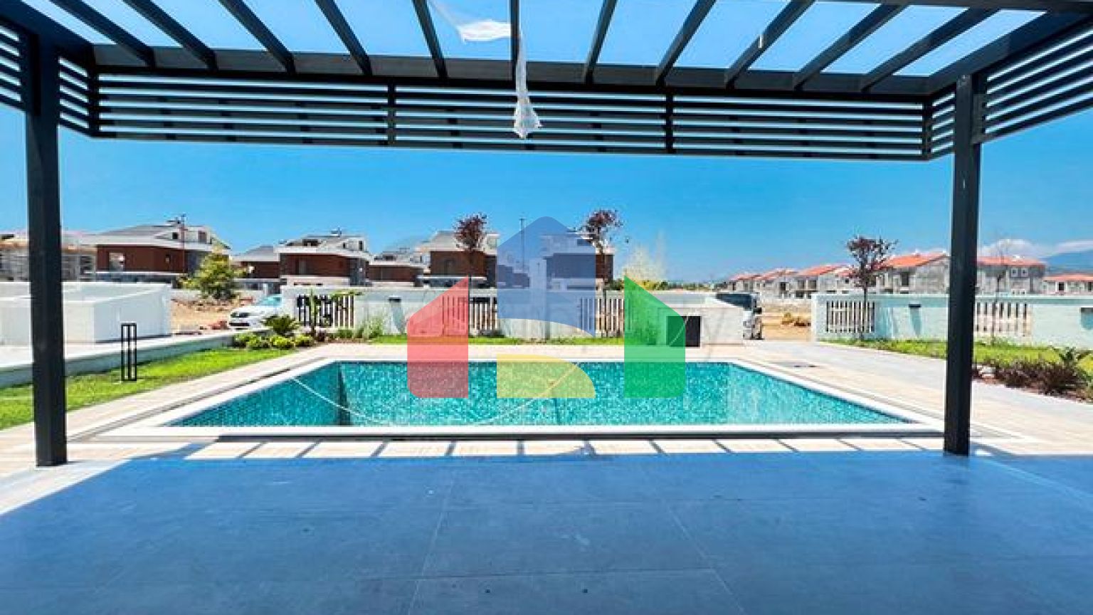 Вилла планировки 4+1 в районе Фетхие