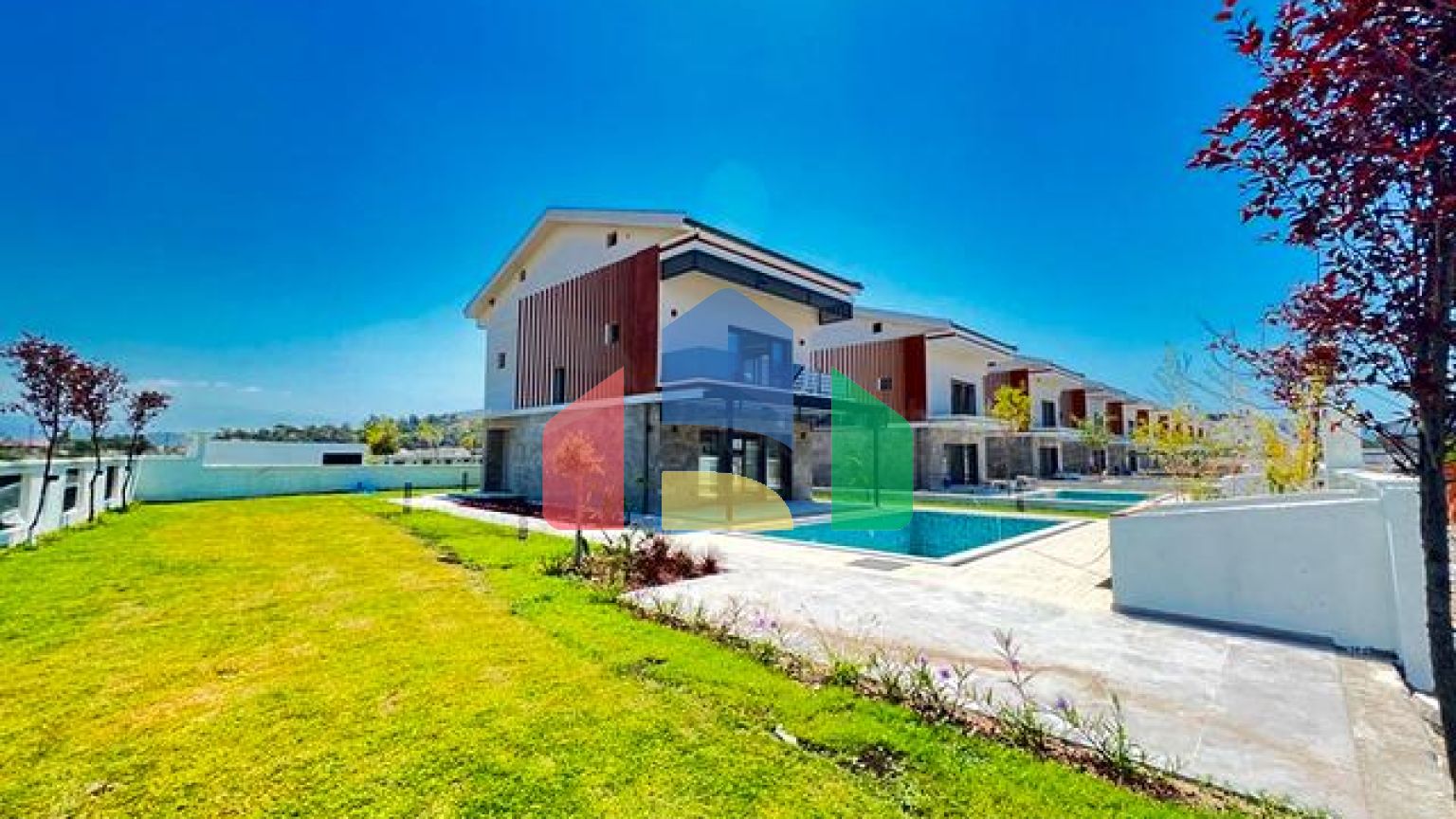 Вилла планировки 4+1 в районе Фетхие