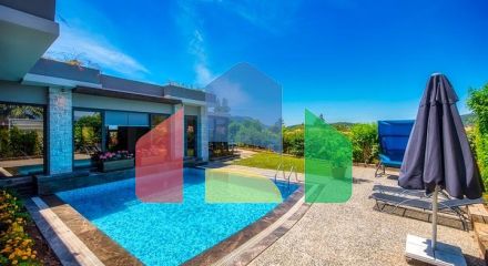 Вілла 3 + 1 з меблями з особистим басейном в Оваджике Фетхіє