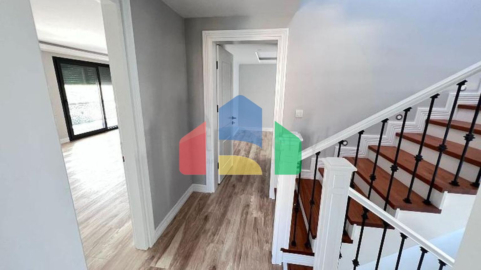 Вилла без мебели планировки 5+1 в районе Фетхие