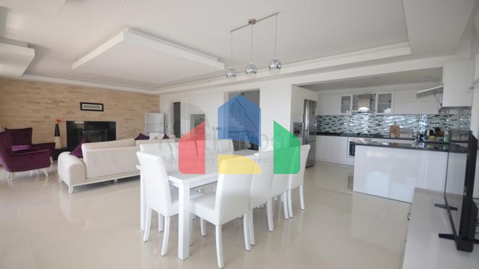 Шикарний особняк 5 + 2 в Фетхіє