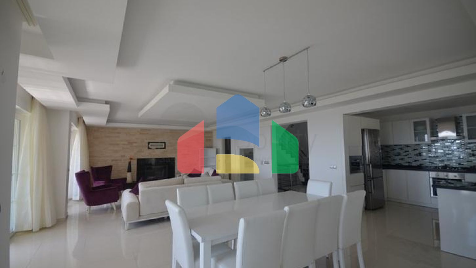 Шикарний особняк 5 + 2 в Фетхіє