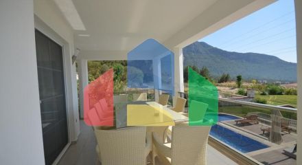 Шикарний особняк 5 + 2 в Фетхіє