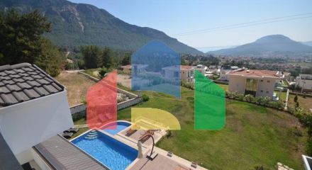 Шикарний особняк 5 + 2 в Фетхіє