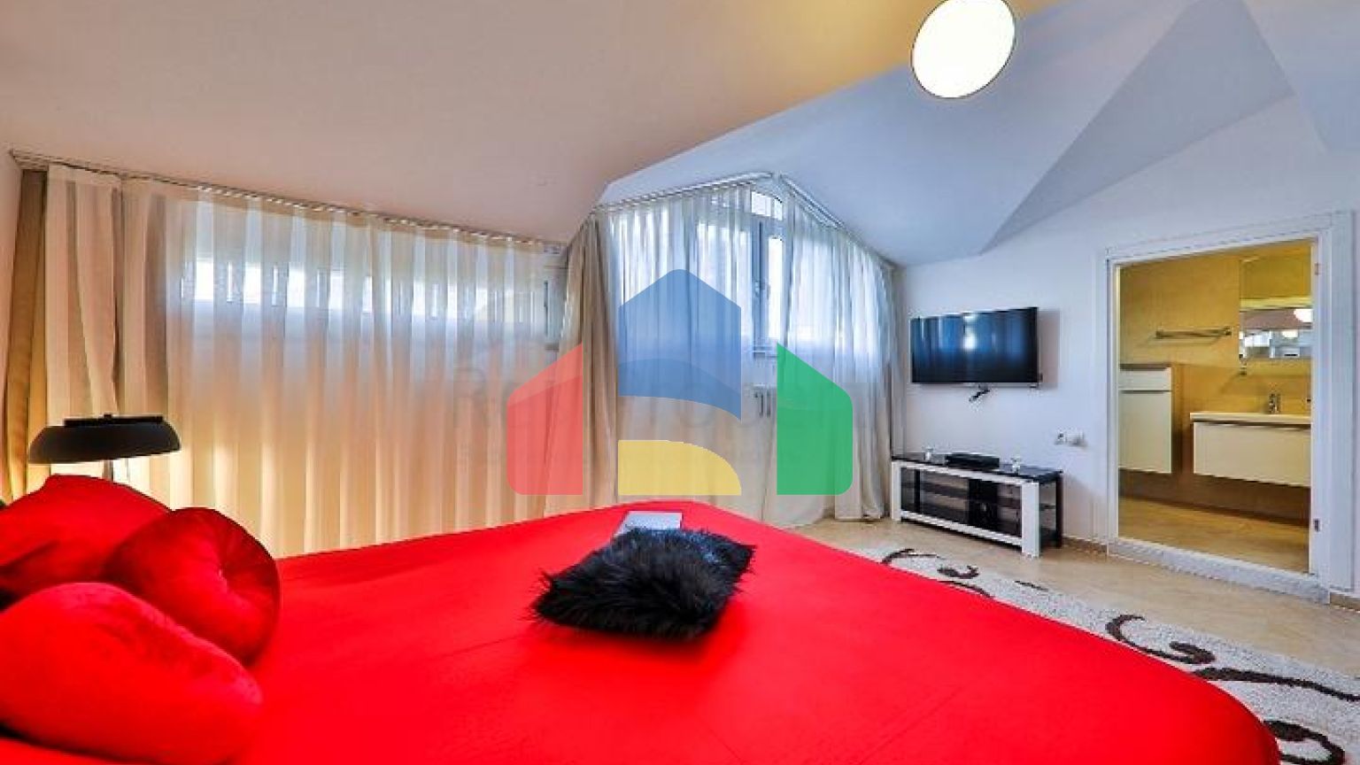 Вілла з басейном планування 5 + 1 в районі Фетхіє