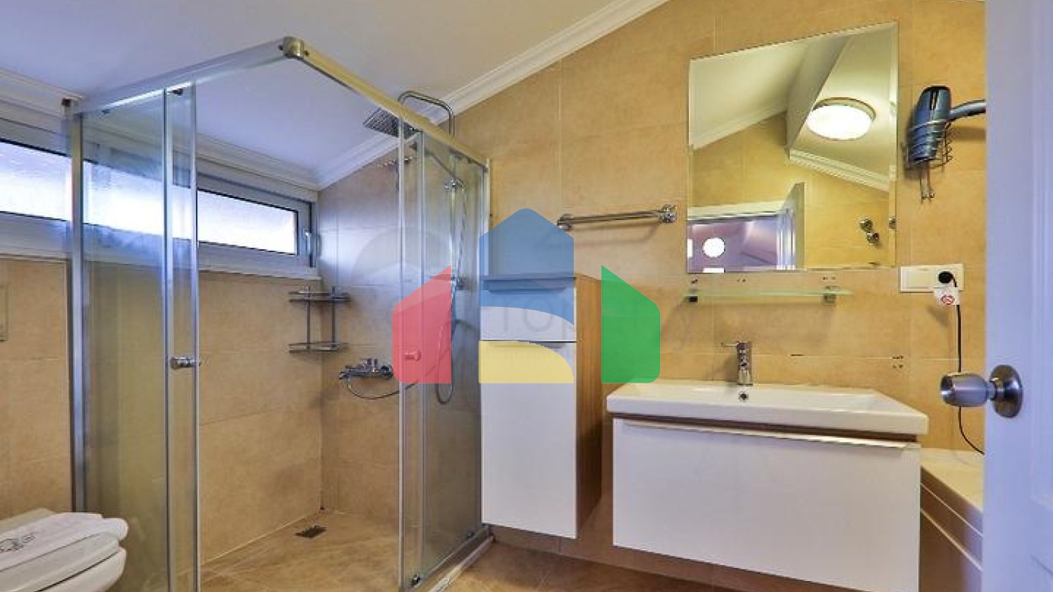 Вілла з басейном планування 5 + 1 в районі Фетхіє