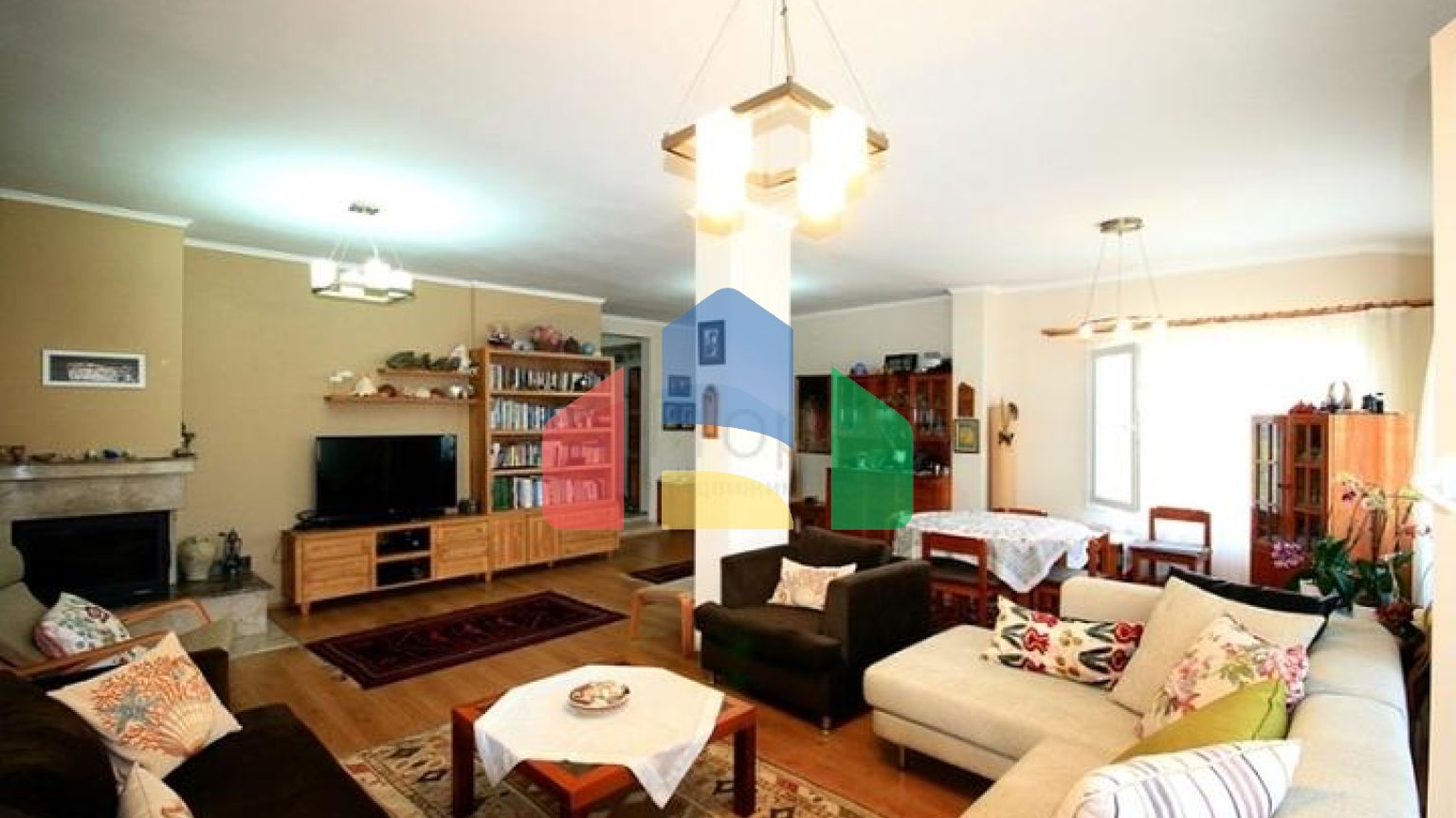 Вілла просторого планування 5 + 1 в районі Фетхіє