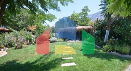 Вілла просторого планування 5 + 1 в районі Фетхіє