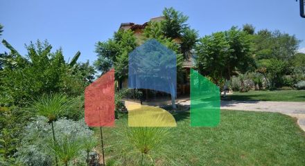 Вілла просторого планування 5 + 1 в районі Фетхіє