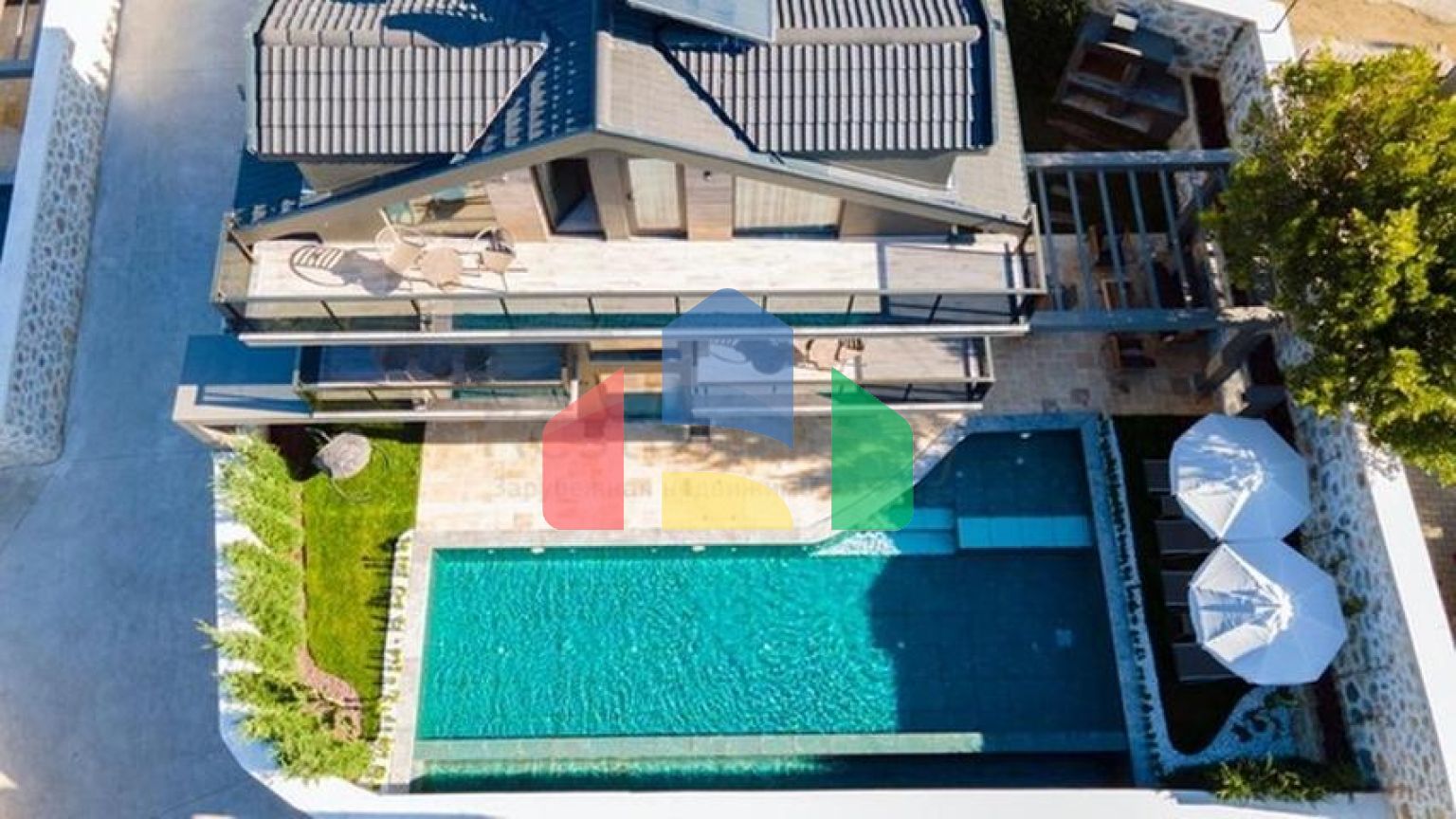 Отдельностоящая вилла с 3 спальнями в Чалыше