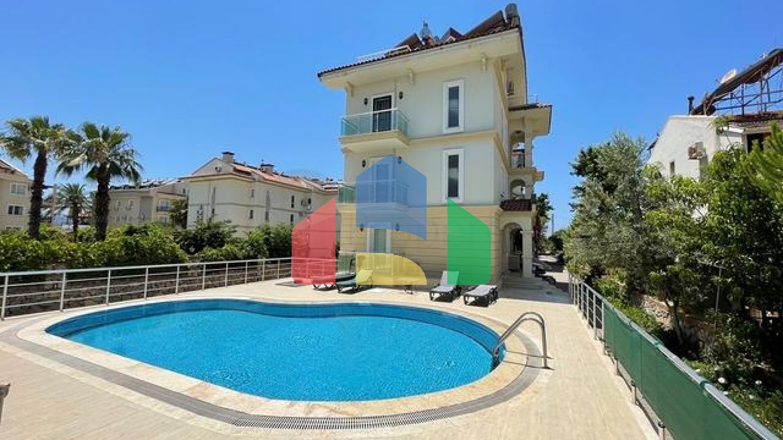 Апарт готель в районі Фетхіє