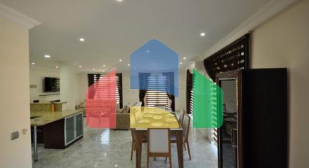 Вилла с собственным пляжем и прямым видом на море