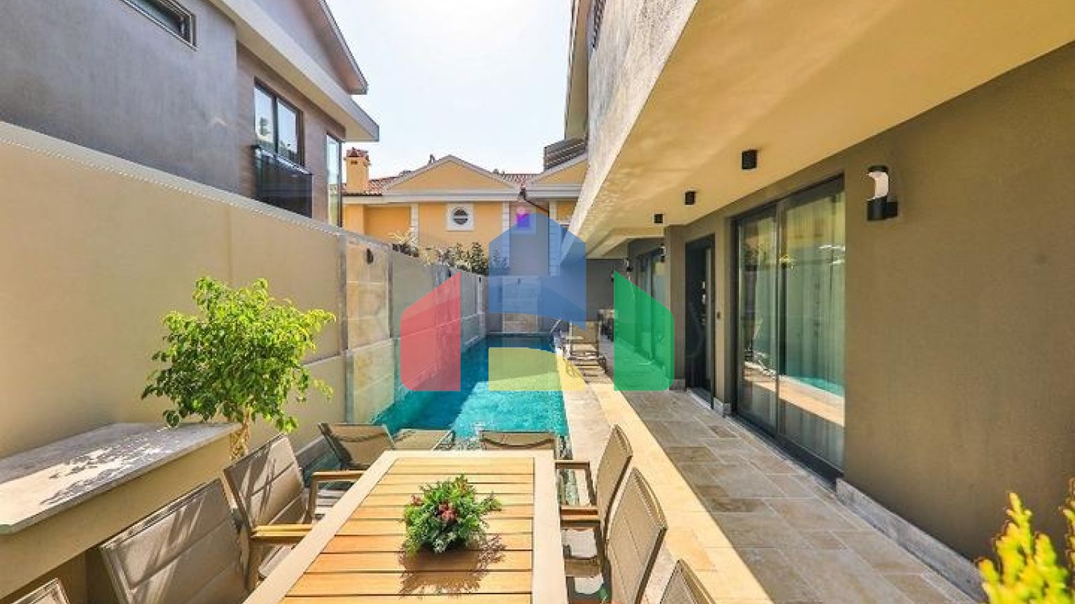 Вилла планировки 3+1 в районе Фетхия