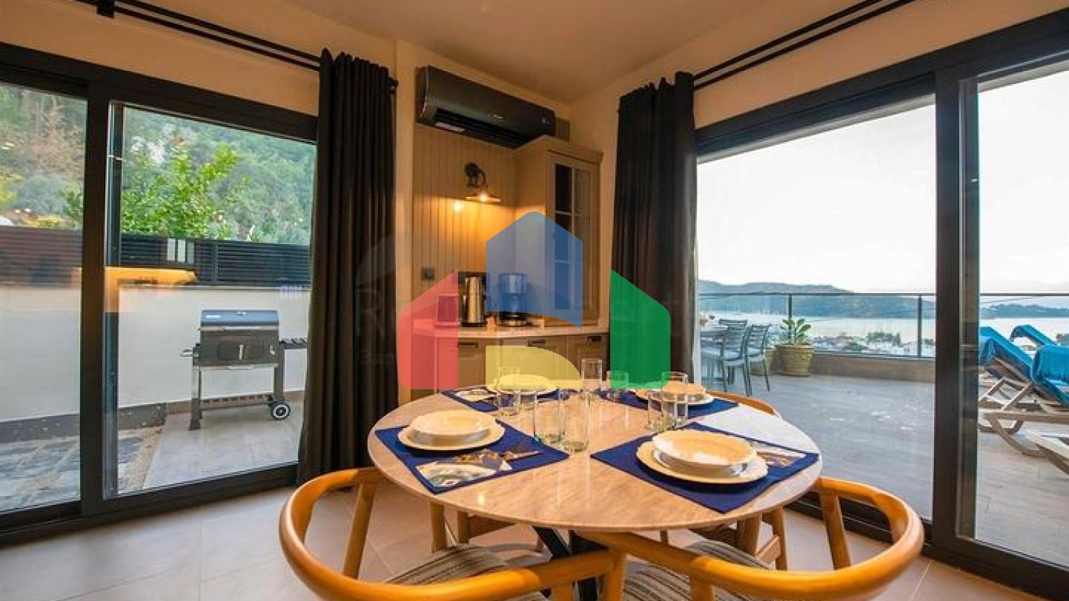 Вилла планировки 3+1 в районе Фетхие - Анталия