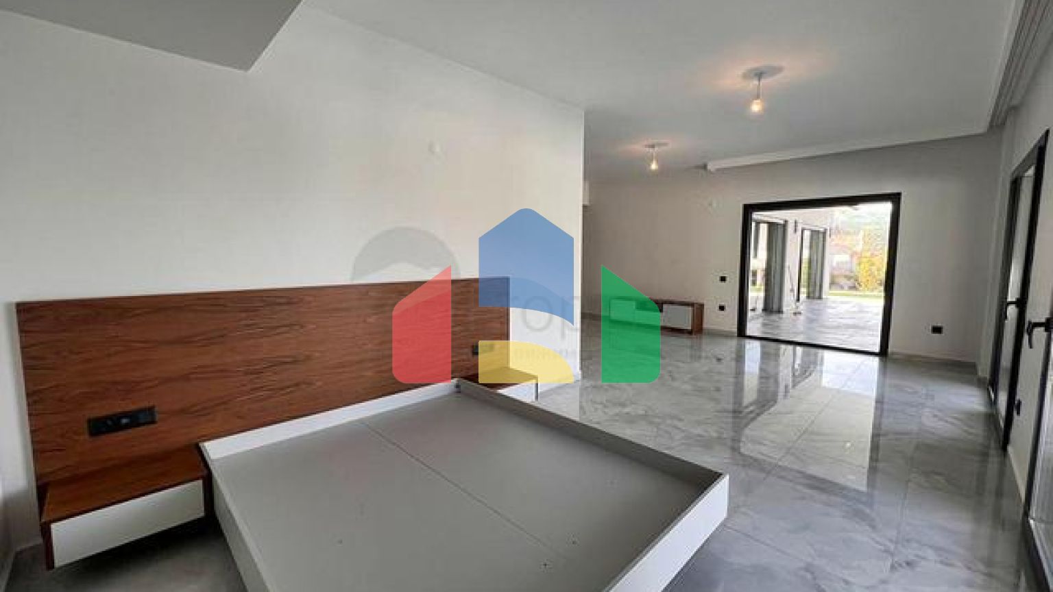 Вілла планування 3 + 1 в районі Фетхіє