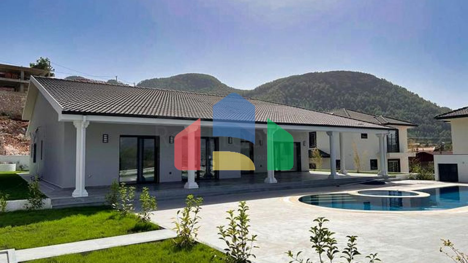 Вілла планування 3 + 1 в районі Фетхіє