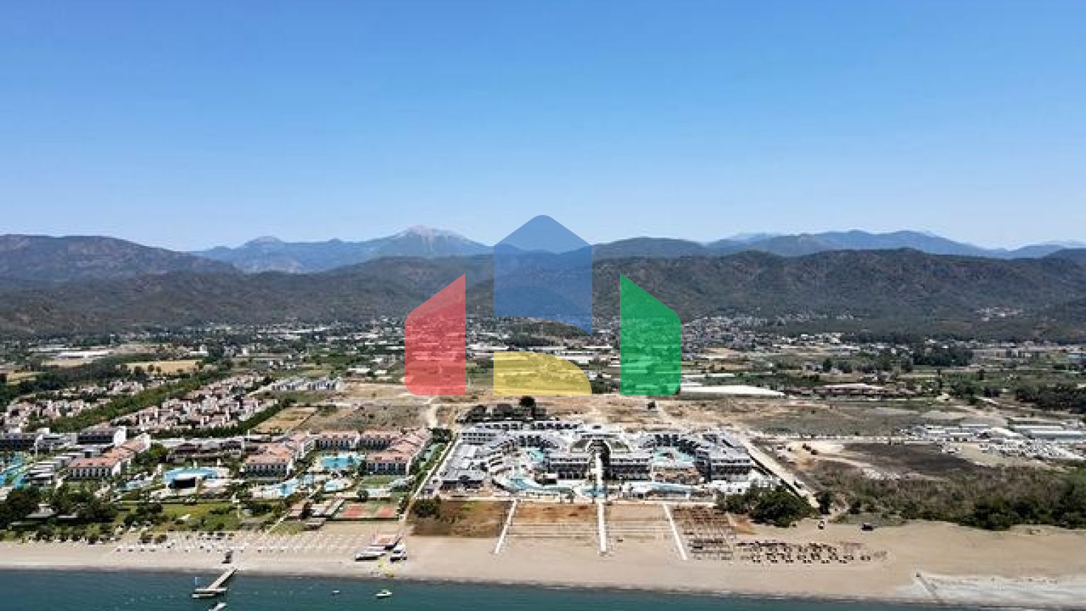 Квартира 2+1 4+1 і окрема вілла з 4 спальнями на продаж в районі Коджа-Чаліс