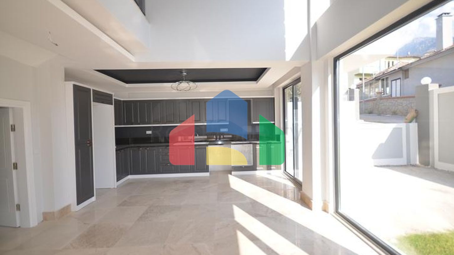 Вилла с 5 спальнями в Хисароню Фетхие