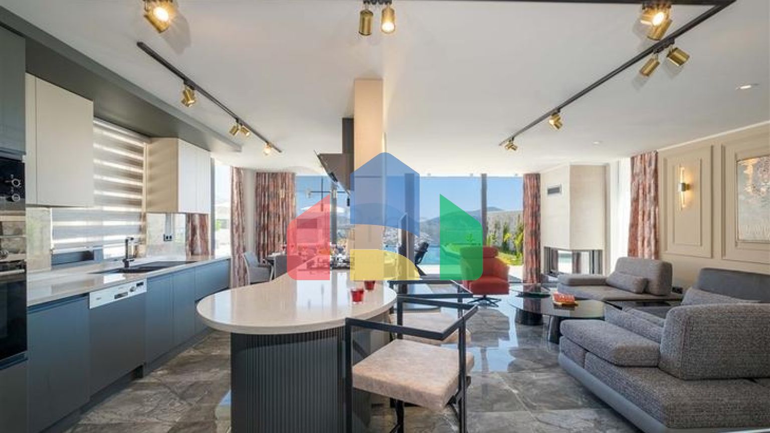 Розкішні вілли з панорамним видом на море в Калкані