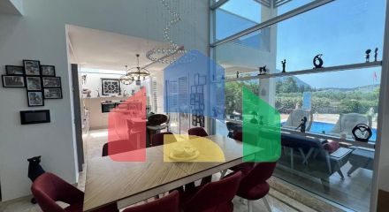 Затишний будинок з великою ділянкою в районі Олюденіз, Фетхіє