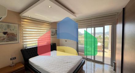 Затишний будинок з великою ділянкою в районі Олюденіз, Фетхіє