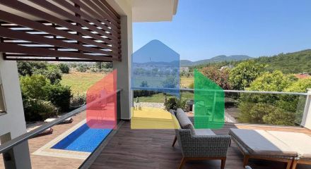 Затишний будинок з великою ділянкою в районі Олюденіз, Фетхіє