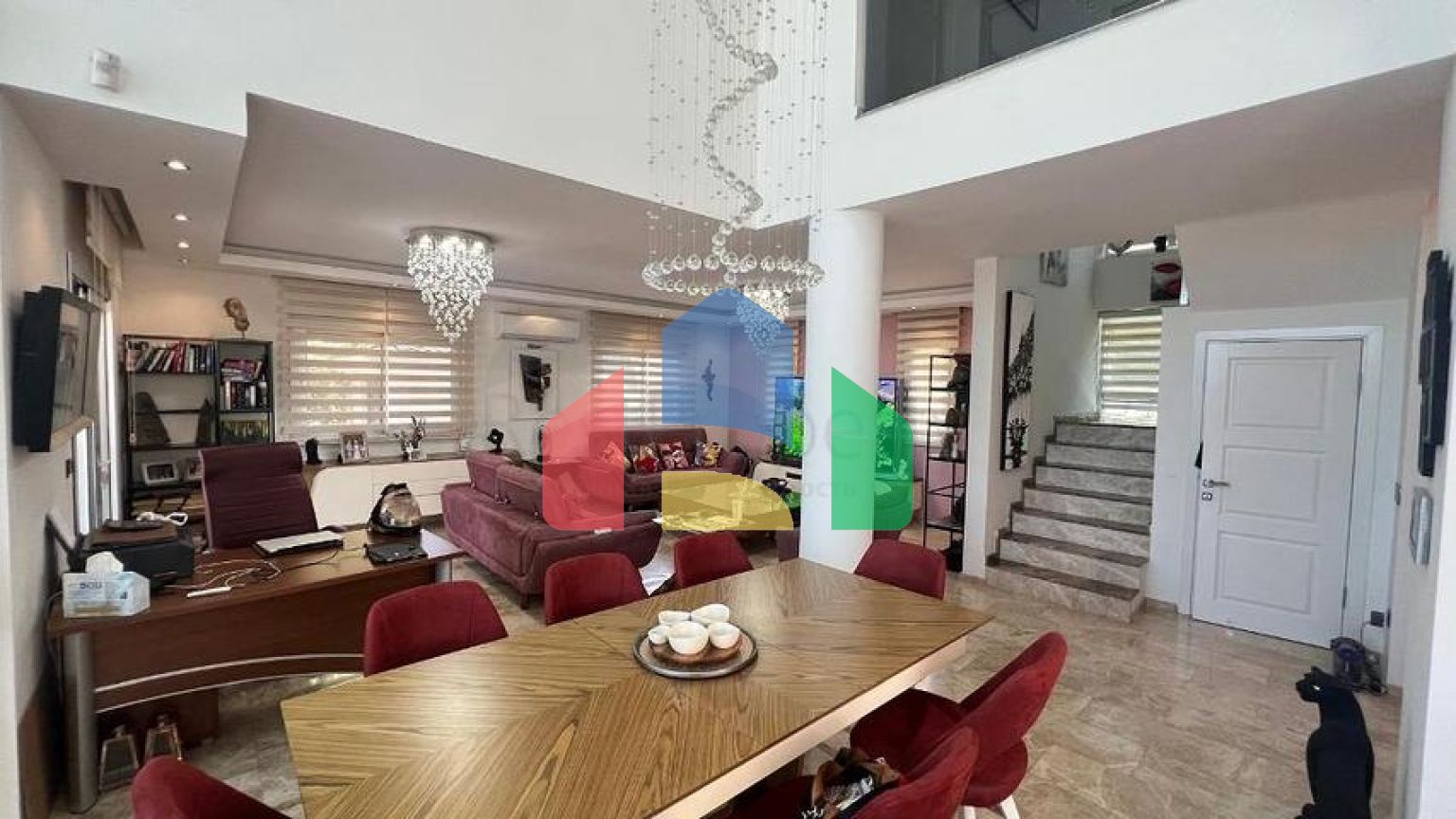 Затишний будинок з великою ділянкою в районі Олюденіз, Фетхіє